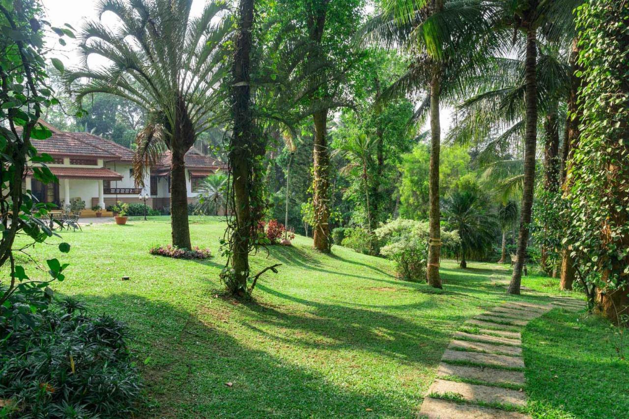 Crystal Homestay By Veo - Part Of Stayvista Madikeri Exteriör bild